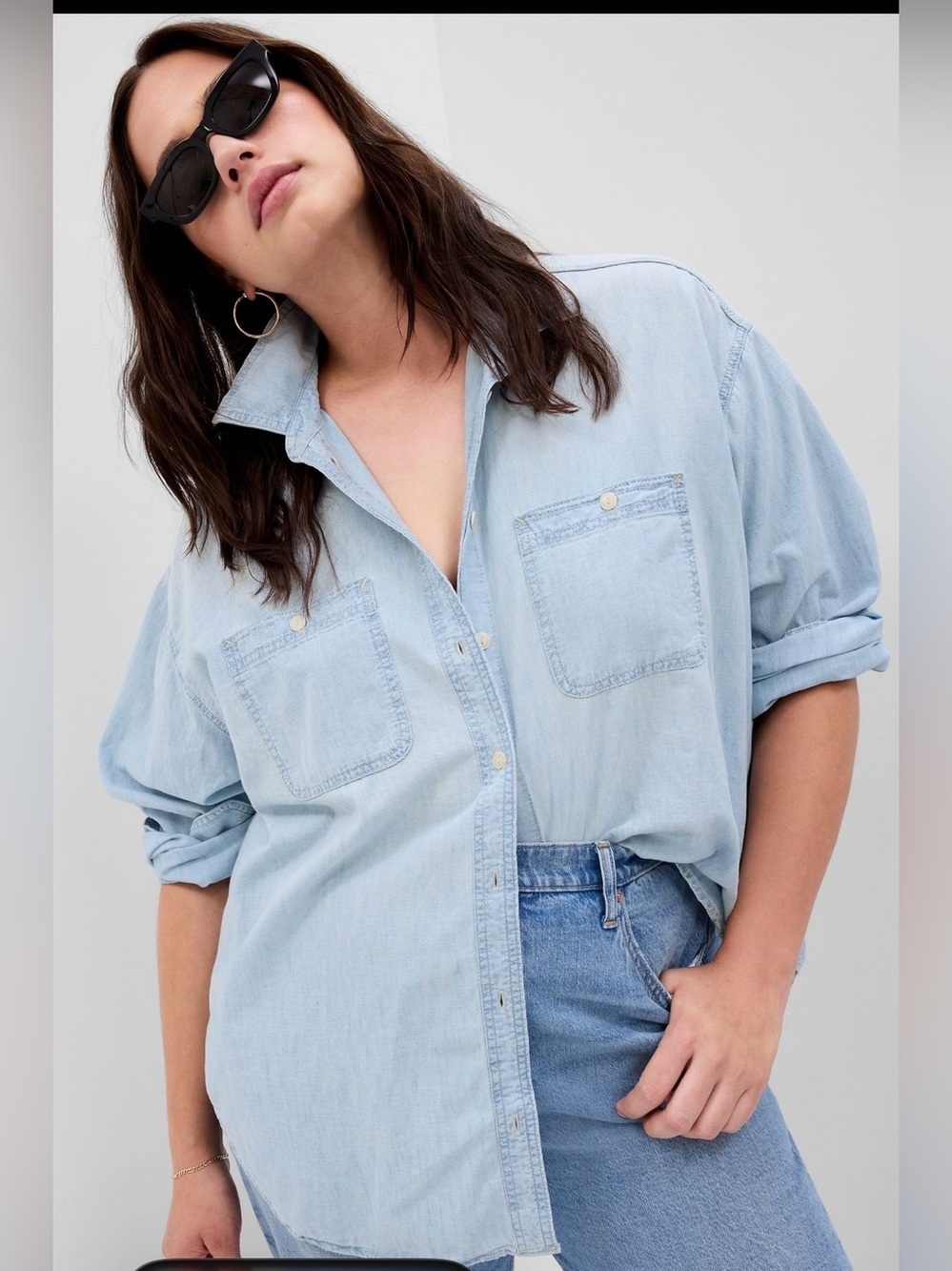 GAP The Big Shirt Oversized Chambray Button Down Shirt – Medium